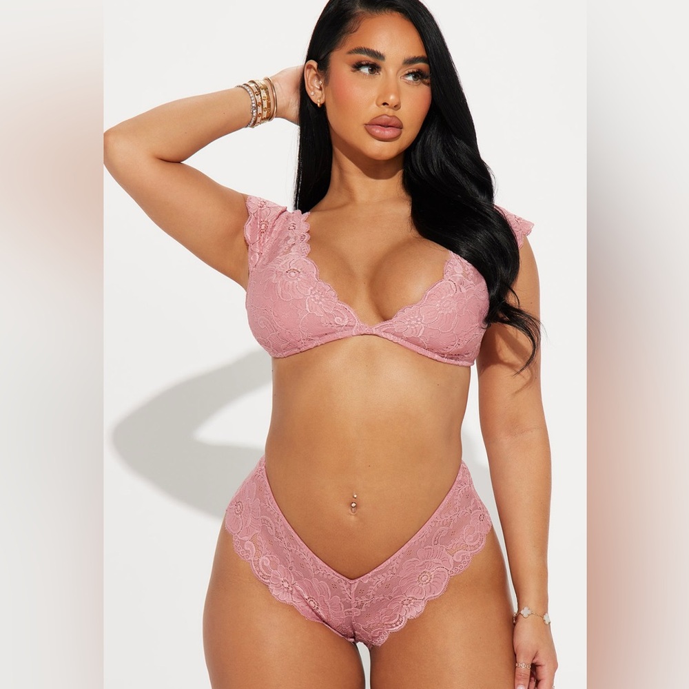 Fashion Nova Lingerie Set